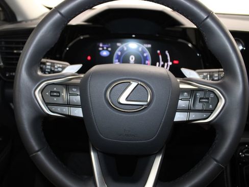 Used 2024 Lexus NX 250 FWD w/ Towing Package (2000 Lbs) image 36