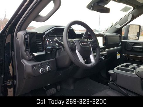 New 2025 GMC Sierra 2500 SLE w/ SLE Convenience Package image 11