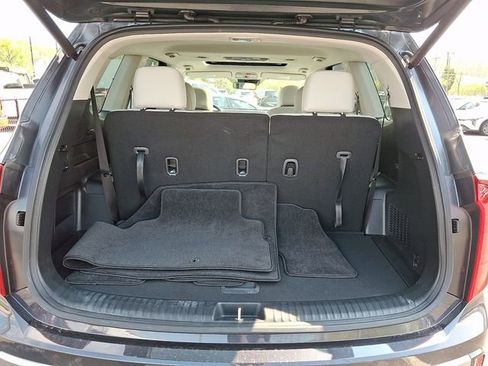 Used 2025 Kia Telluride S AWD/4WD image 31