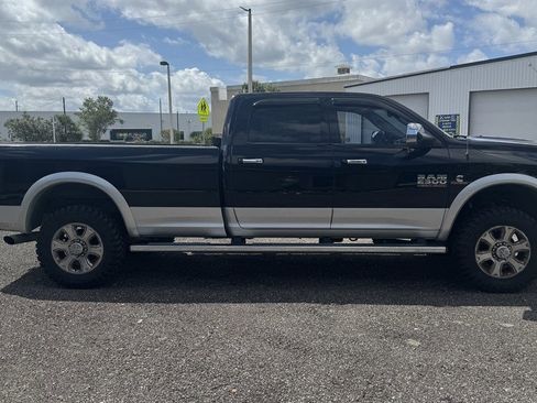 Used 2015 RAM 2500 Laramie AWD/4WD image 3