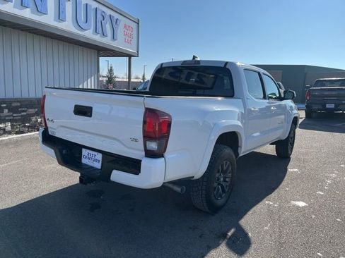 Used 2023 Toyota Tacoma SR5 w/ Technology Package AWD/4WD image 13