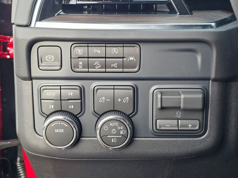 New 2026 Chevrolet Tahoe LT w/ Comfort Package image 36