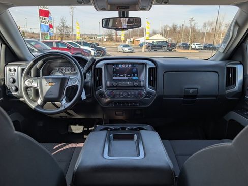 Used 2017 Chevrolet Silverado 1500 LT w/ Redline Edition image 11