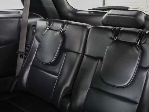 Used 2025 Ford Explorer ST AWD/4WD image 26