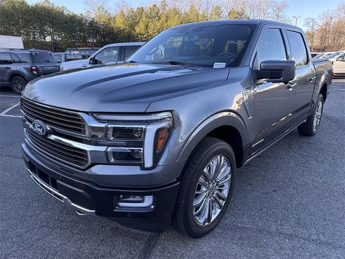 Used 2024 Ford F150 King Ranch image 3