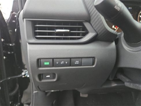 New 2025 Nissan Sentra S image 17