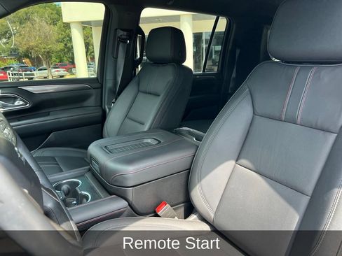 Used 2024 Chevrolet Suburban RST w/ Luxury Package RWD image 11