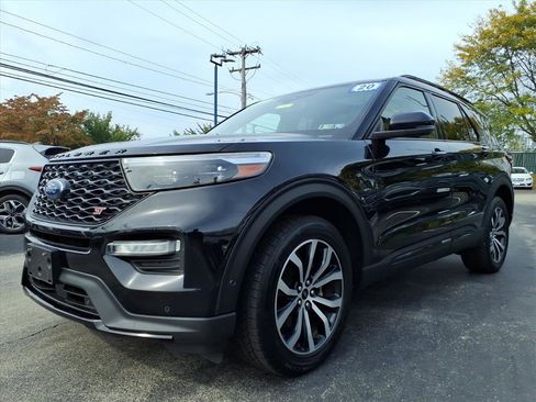 Certified 2020 Ford Explorer ST image 3
