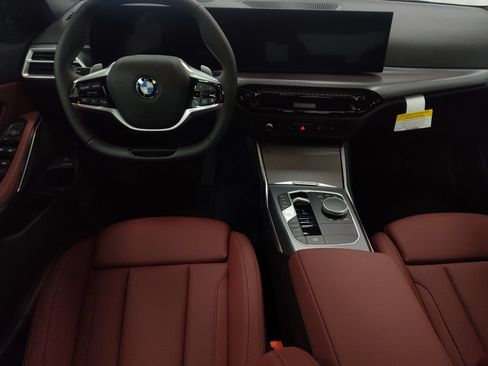 Used 2026 BMW 330i Sedan w/ Premium Package RWD image 4