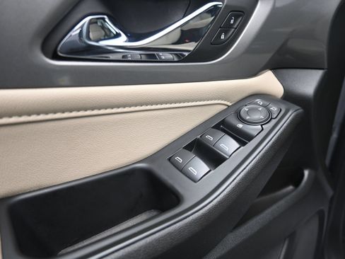 Used 2023 Chevrolet Traverse LS w/ Safety Package FWD image 26