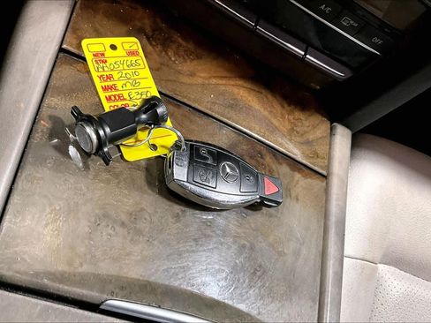 Used 2010 Mercedes-Benz E 350 E 350 Sport image 15