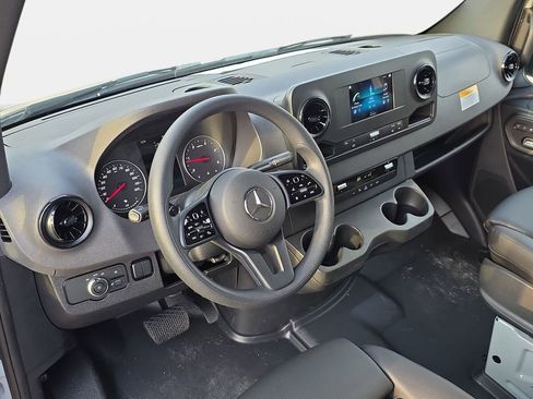 New 2024 Mercedes-Benz Sprinter 3500 image 3
