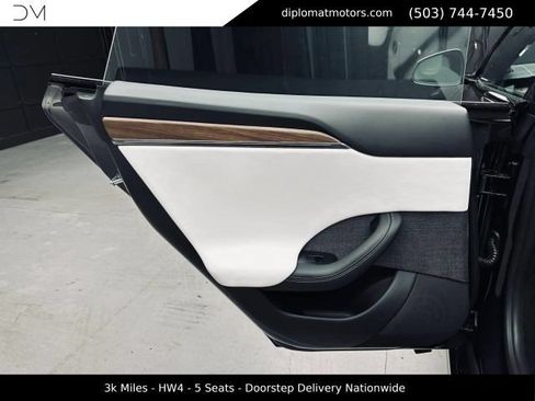 Used 2026 Tesla Model S AWD/4WD image 27