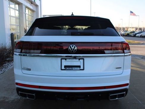 New 2026 Volkswagen Atlas Cross Sport SEL Premium R-Line AWD/4WD image 4