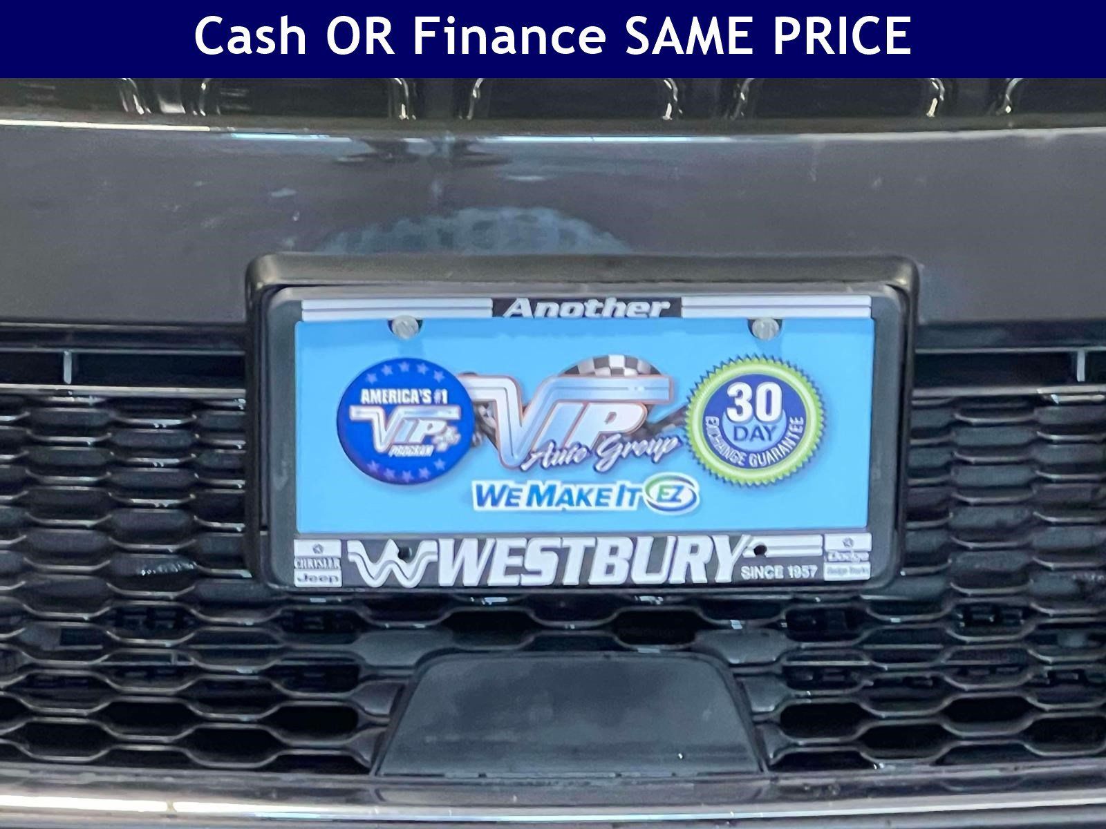 Used 2023 Jeep Grand Cherokee Limited AWD/4WD image 13
