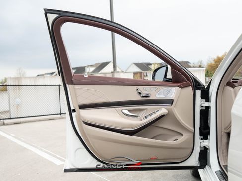 Used 2018 Mercedes-Benz S 560 4MATIC Sedan image 43