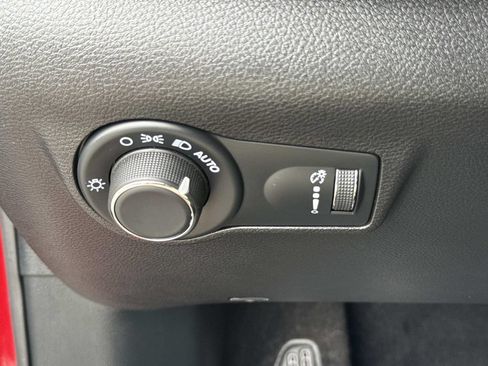 Used 2025 Jeep Compass Sport AWD/4WD image 39