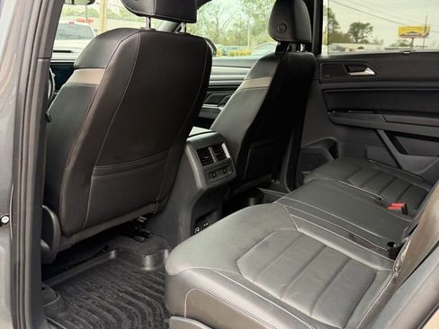 Used 2020 Volkswagen Atlas Cross Sport SEL Premium AWD/4WD image 9