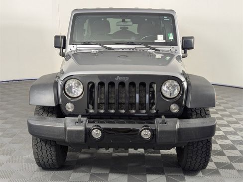 Used 2015 Jeep Wrangler Unlimited Willys image 10