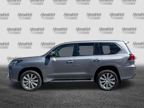 Used 2017 Lexus LX 570 4WD w/ Luxury Package image 8