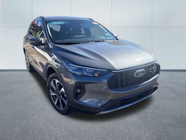 Used 2025 Ford Escape Platinum AWD/4WD image 5