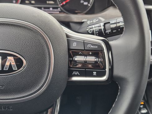 Used 2021 Kia Sorento EX w/ Panoramic Sunroof Package image 35