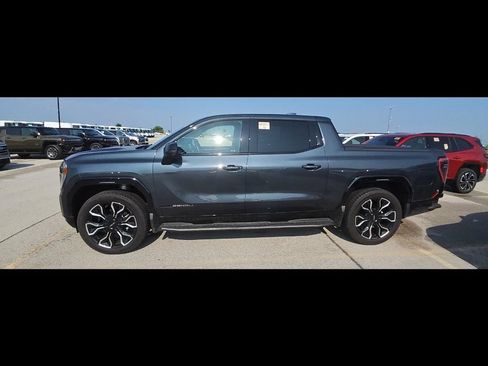 Used 2025 GMC Sierra EV Denali AWD/4WD image 8