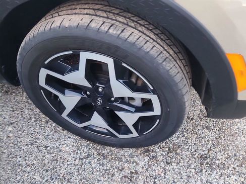 Used 2024 Hyundai Santa Cruz Limited image 2