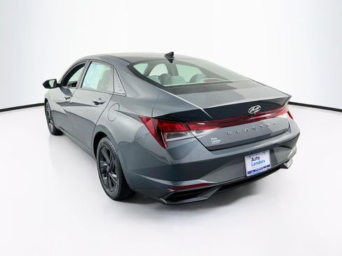 Used 2023 Hyundai Elantra SEL FWD image 7
