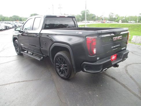 Used 2022 GMC Sierra 1500 Elevation AWD/4WD image 9