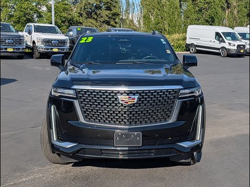 Used 2023 Cadillac Escalade Premium Luxury AWD/4WD image 2