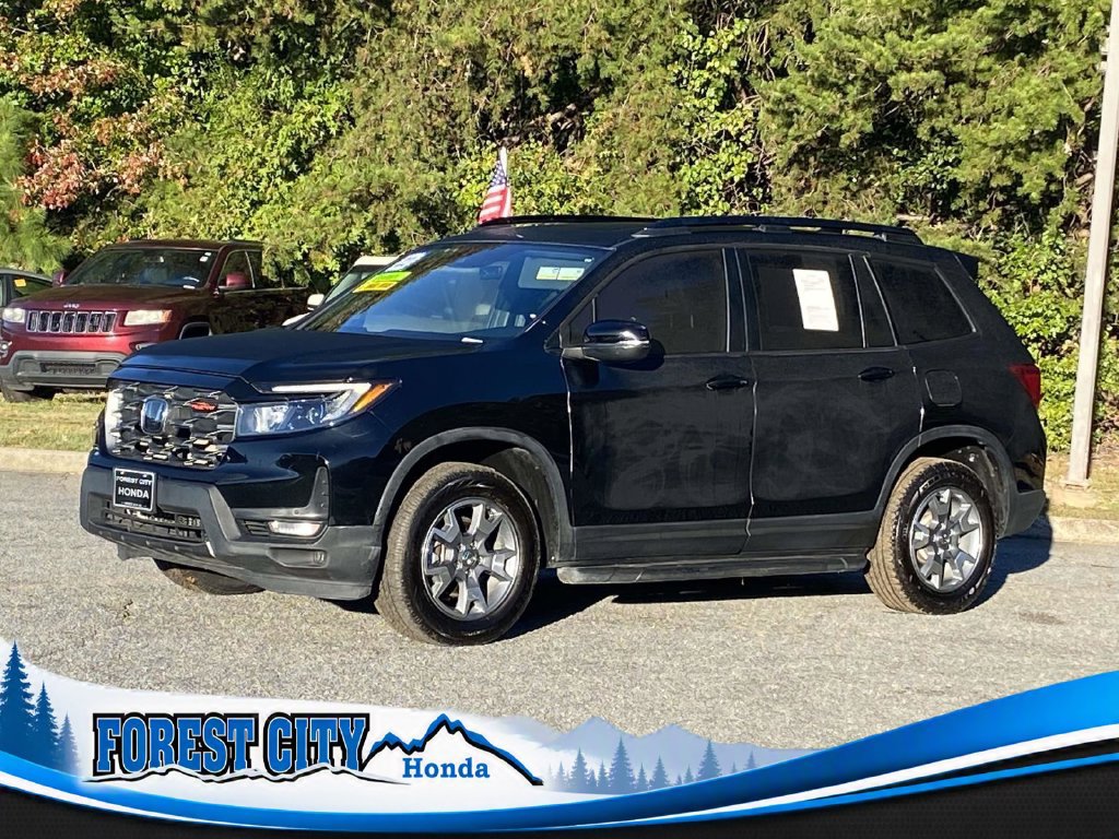 Used 2023 Honda Passport TrailSport image 1