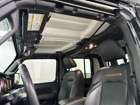 Used 2021 Jeep Gladiator Mojave image 22