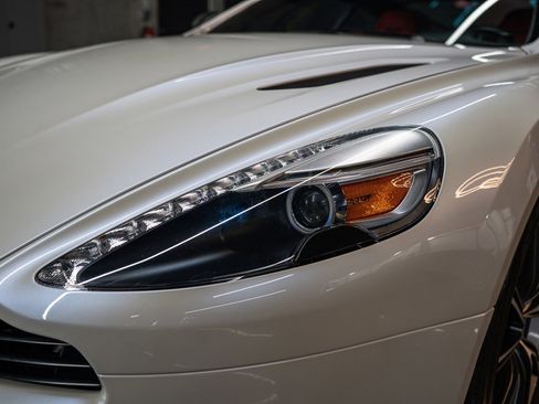 Used 2014 Aston Martin Vanquish Coupe RWD image 18