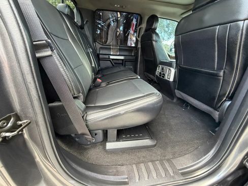 Used 2017 Ford F450 Lariat w/ Lariat Ultimate Package AWD/4WD image 19
