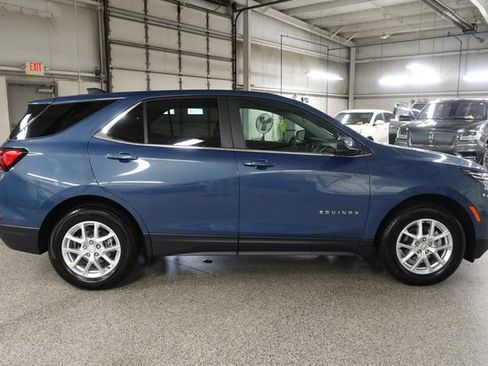 Used 2024 Chevrolet Equinox LT w/ LPO, Floor Liner Package image 8