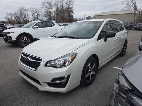 Used 2015 Subaru Impreza 2.0i image 11