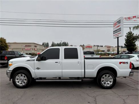 Used 2015 Ford F250 Lariat w/ Chrome Package image 16