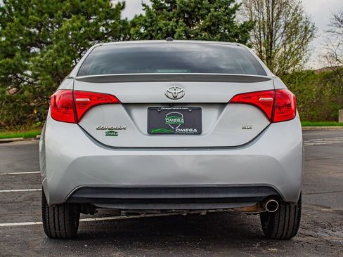 Used 2018 Toyota Corolla SE image 8