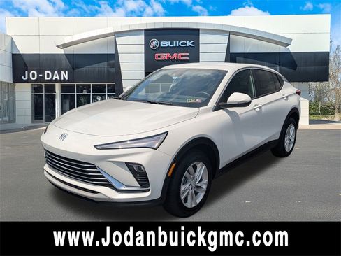 New 2025 Buick Envista Preferred image 1