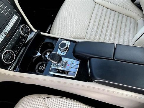 Used 2018 Mercedes-Benz SL 450 image 16