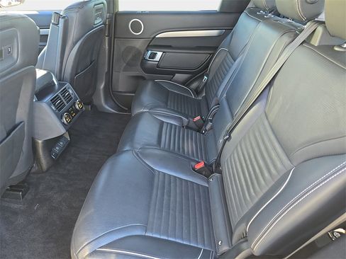 Certified 2023 Land Rover Discovery HSE R-Dynamic image 16