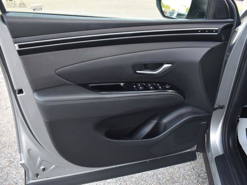 Used 2022 Hyundai Tucson Limited w/ Cargo Package FWD image 23