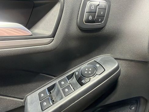 Used 2023 Ford Escape Platinum AWD/4WD image 49