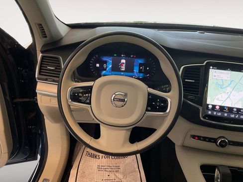 Certified 2023 Volvo XC90 B5 Core w/ Climate Package AWD/4WD image 12