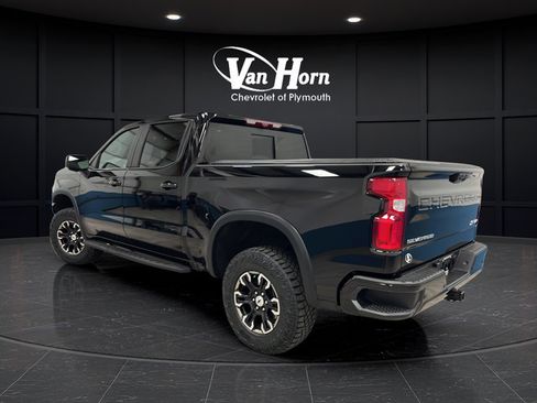 Used 2023 Chevrolet Silverado 1500 ZR2 w/ Technology Package AWD/4WD image 5