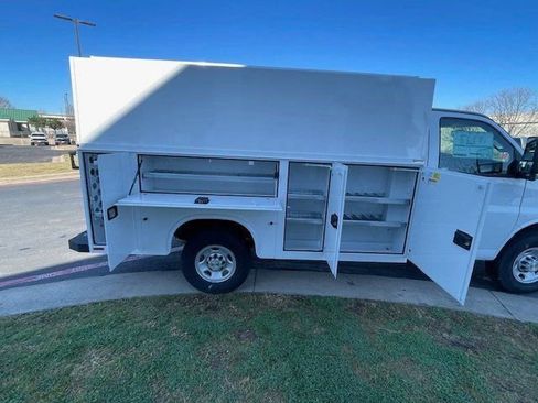 New 2025 Chevrolet Express 3500 w/ Power Convenience Package RWD image 5