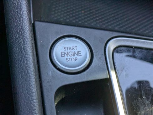 Used 2021 Volkswagen Jetta SEL image 43