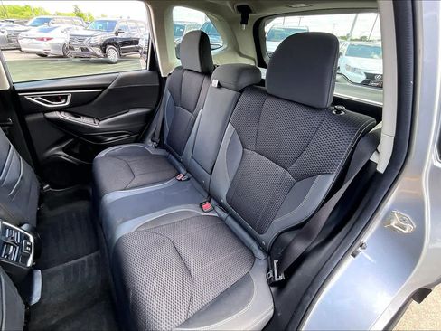 Used 2021 Subaru Forester Premium AWD/4WD image 19