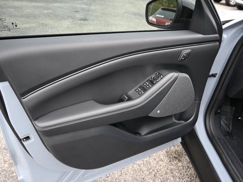 New 2025 Ford Mustang Mach-E Premium image 15